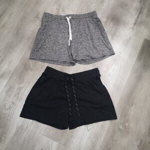NWOT Pacific Trail Ladies Size Medium 2 Pack Grey & Black Comfort Waist Shorts